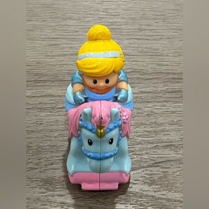 Klip Klop Princess Cinderella - Little People Fisher Price